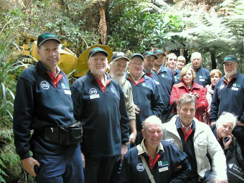 Group Photo at Caterpillar Museum Rotarua. S Quast, L Smyth, G Jenkins, B Callanan, G Allen, J Richards, W Anker, Mrs Jenkins, M Zanker, Mrs B Hammett, Mrs Edge, E Edge, B Hammett, J Anker, J Haydon